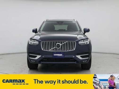 2024 Volvo XC90 B5 Plus Bright Theme