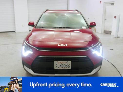 Red 2024 Kia Niro EX