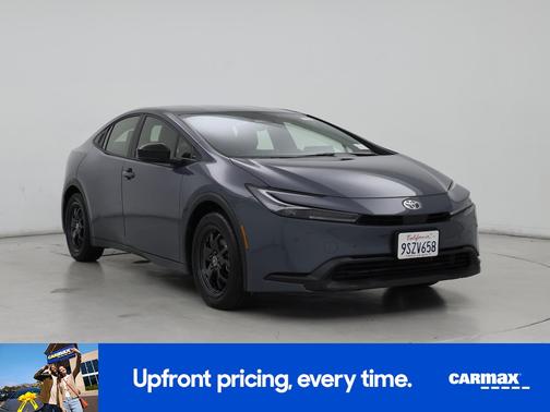 2025 Toyota Prius LE