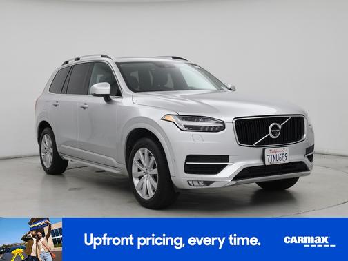 2016 Volvo XC90 T6 Momentum