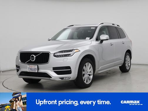 2016 Volvo XC90 T6 Momentum