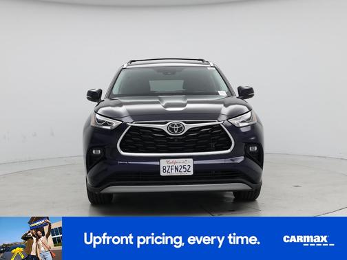 2022 Toyota Highlander Platinum