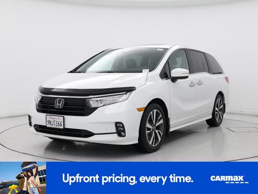 White 2024 Honda Odyssey Touring