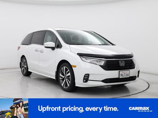 White 2024 Honda Odyssey Touring