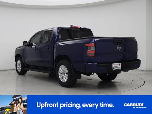 Blue 2022 Nissan Frontier SV