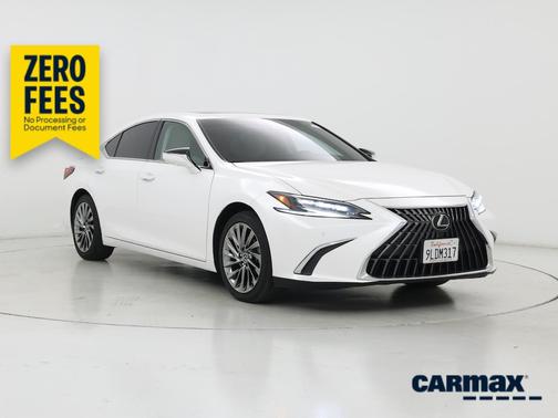 White 2024 Lexus ES 300h Luxury