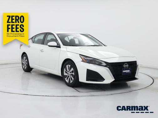 White 2023 Nissan Altima S