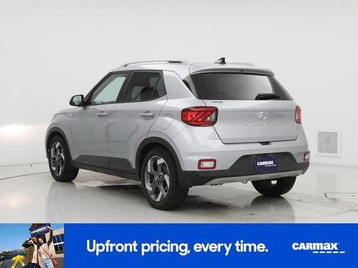 2022 Hyundai VENUE SEL