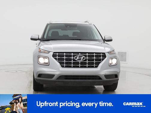 2022 Hyundai VENUE SEL