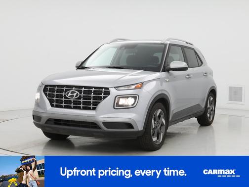 2022 Hyundai VENUE SEL