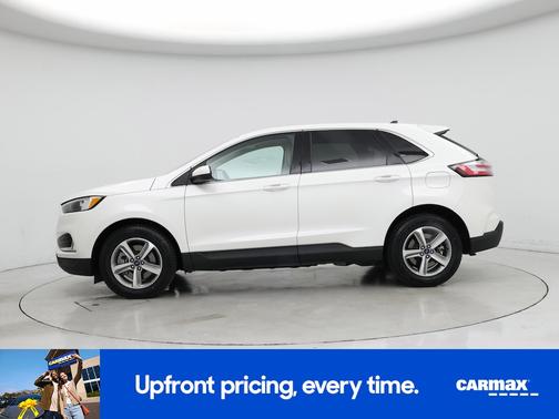 White 2022 Ford Edge SEL
