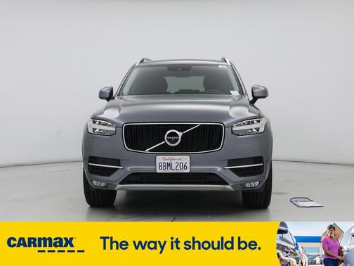 2018 Volvo XC90 T6 Momentum