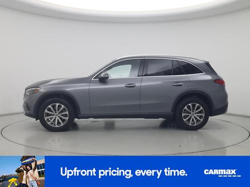 Gray 2023 Mercedes-Benz GLC 300