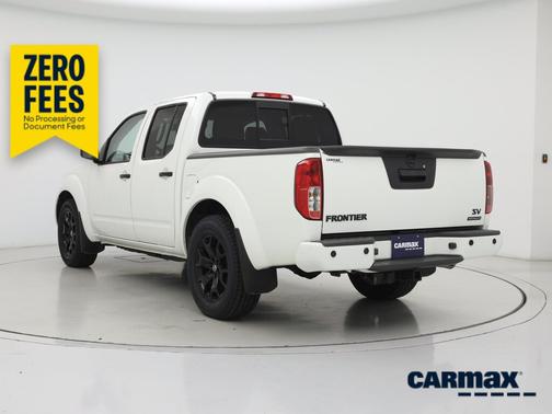 White 2021 Nissan Frontier SV