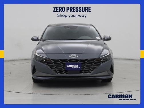 Gray 2022 Hyundai ELANTRA SEL