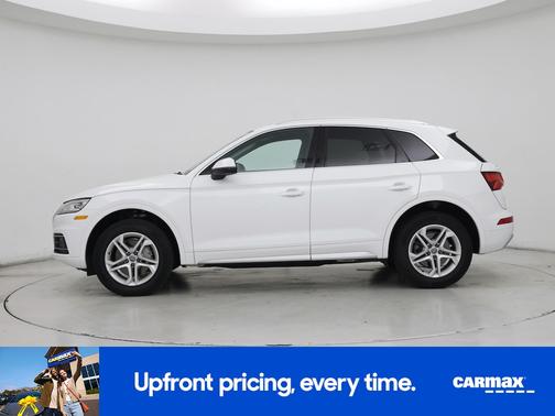White 2019 Audi Q5 Premium