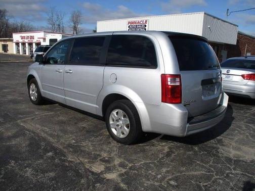2010 Dodge Grand Caravan SE