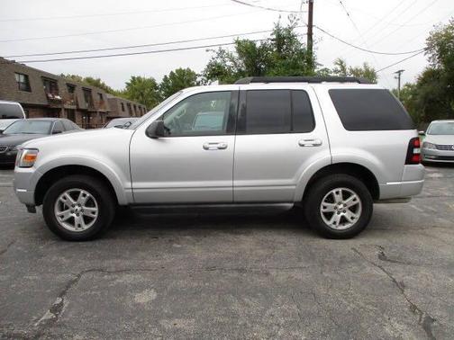 2010 Ford Explorer XLT