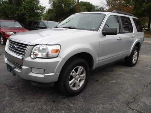 2010 Ford Explorer XLT