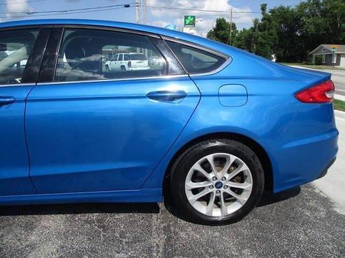 Velocity Blue 2019 Ford Fusion Hybrid SE