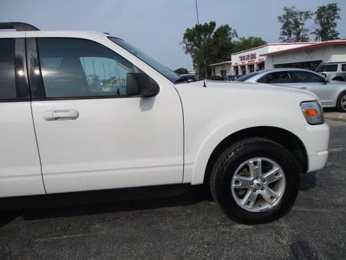 2010 Ford Explorer XLT