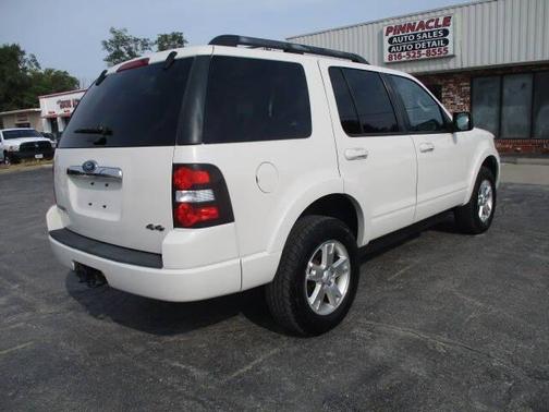 2010 Ford Explorer XLT