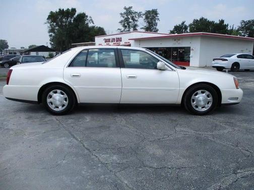 2001 Cadillac DeVille Base