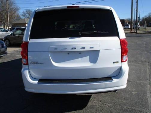 2016 Dodge Grand Caravan AVP/SE