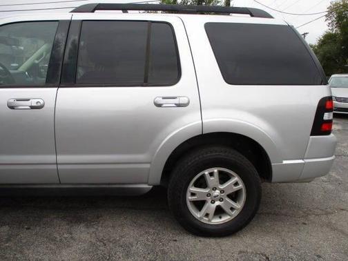 2010 Ford Explorer XLT