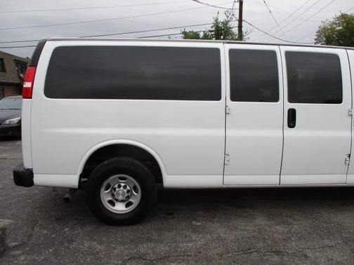 2019 Chevrolet Express 3500 LS