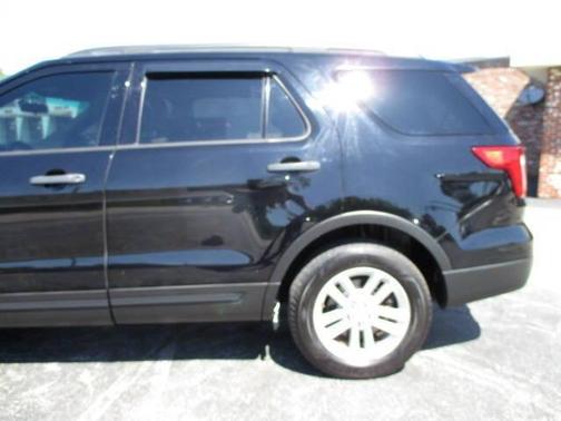 2017 Ford Explorer Base