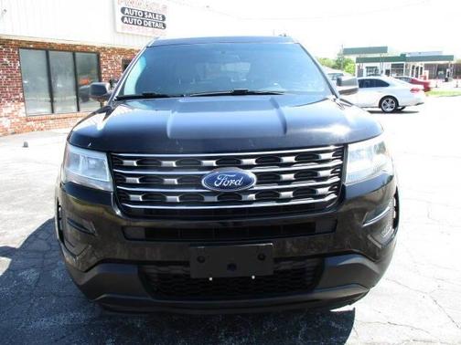 2017 Ford Explorer Base