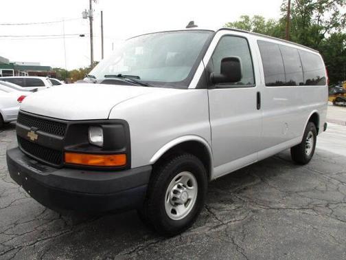 2016 Chevrolet Express 2500 LS