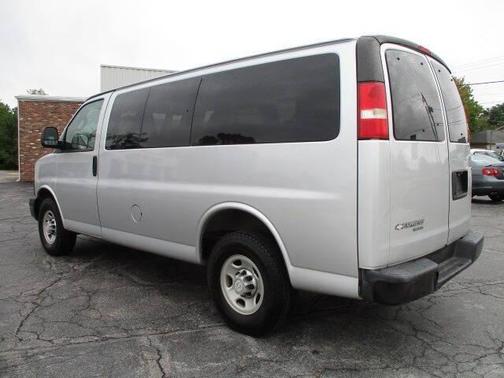2016 Chevrolet Express 2500 LS