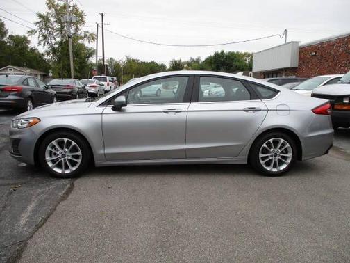 2020 Ford Fusion Hybrid SE
