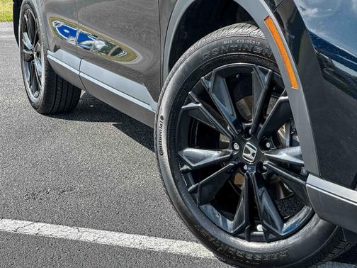 Crystal Black Pearl 2023 Honda CR-V Hybrid