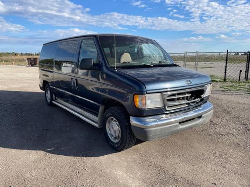 1998 Ford Club Wagon XL
