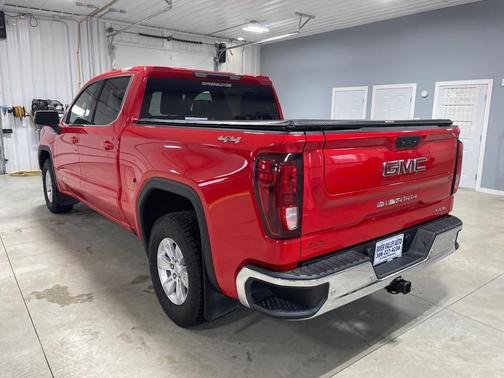2022 GMC Sierra 1500 SLE
