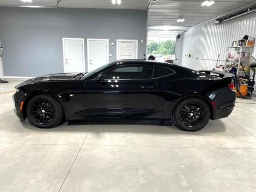 2019 Chevrolet Camaro 1LS