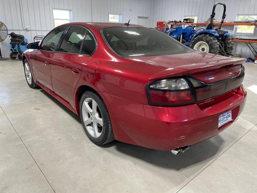 2005 Pontiac Bonneville GXP