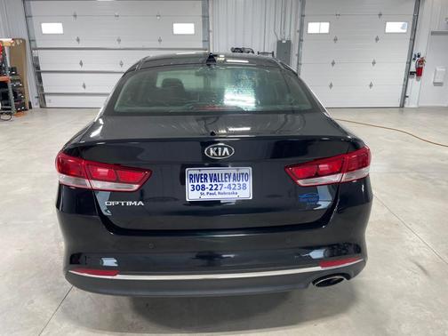 2018 Kia Optima LX