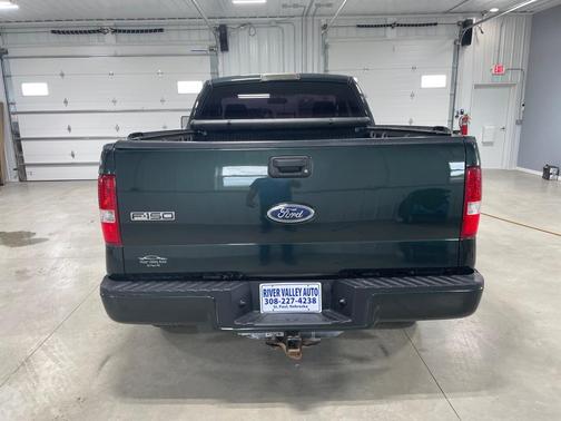 2005 Ford F-150 XL
