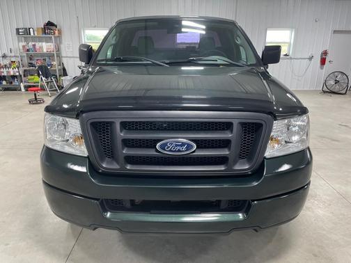 2005 Ford F-150 XL