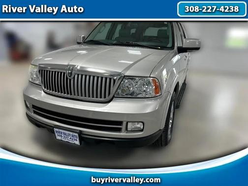 2005 Lincoln Navigator Luxury