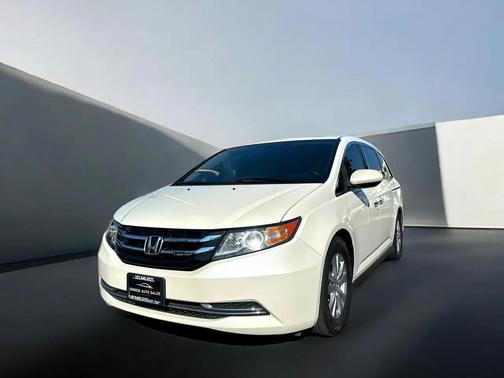 Pearl White 2016 Honda Odyssey EX-L
