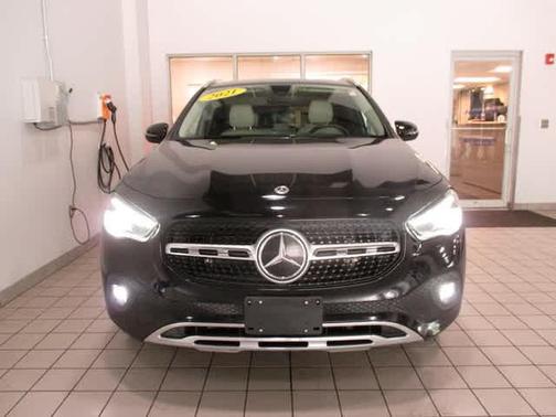 2021 Mercedes-Benz GLA 250 Base 4MATIC