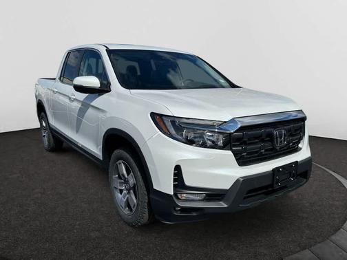 Platinum White Pearl 2026 Honda Ridgeline RTL
