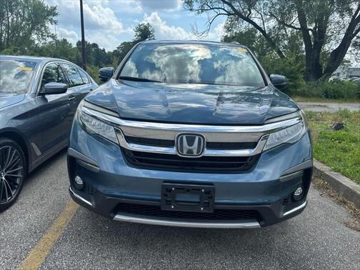 2019 Honda Pilot Touring 8-Passenger