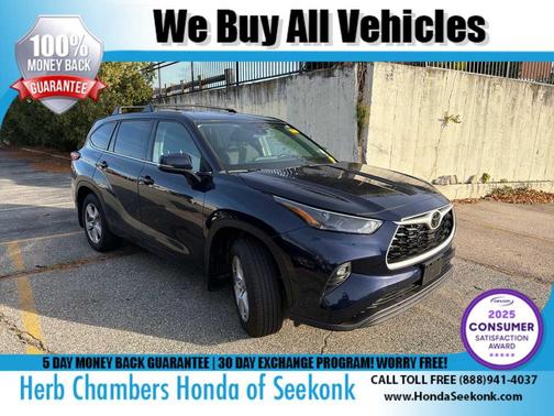 2022 Toyota Highlander LE