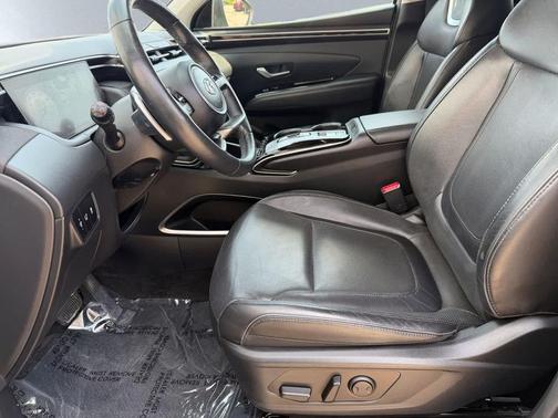 Shimmering Silver 2022 Hyundai TUCSON Limited